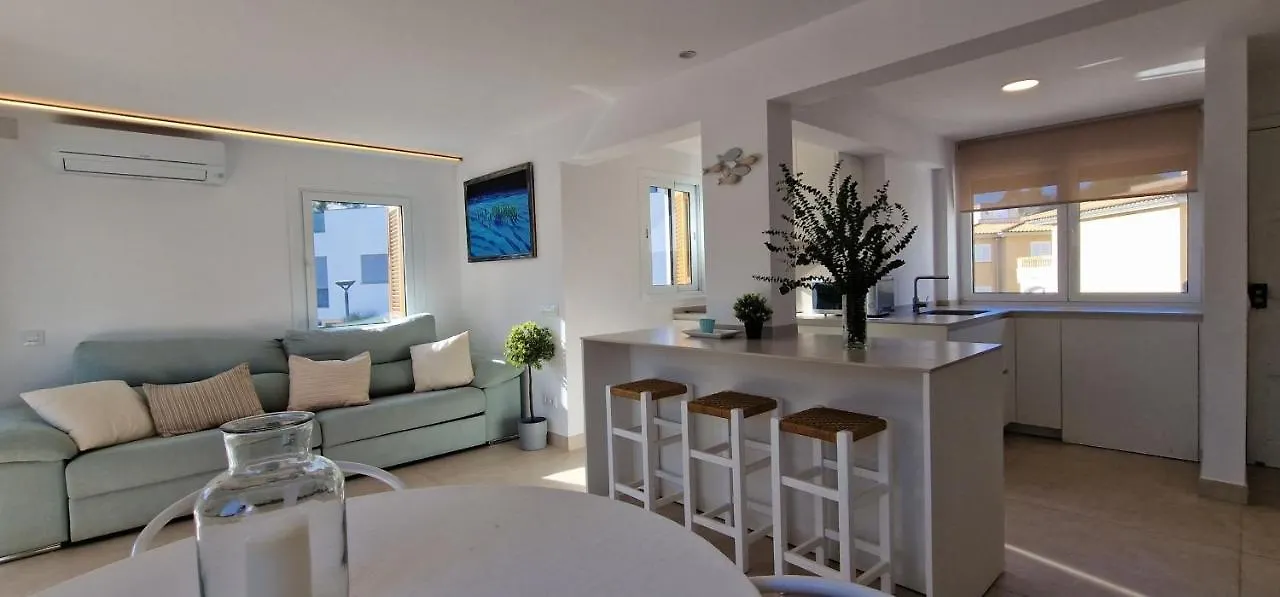 Moderno Apartamento Cerca Del Mar contacts